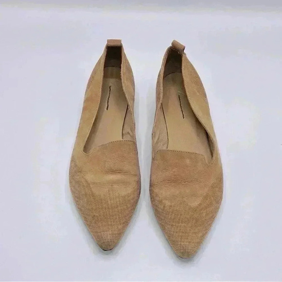 Anthropologie Shoes - Anthropologie flats, size 9 (40)